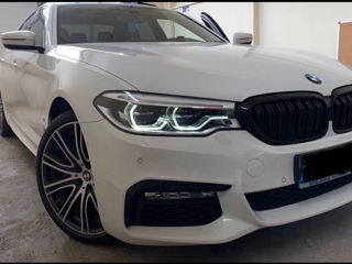 BMW 5 Series foto 7