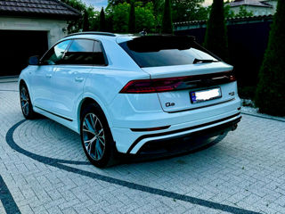 Audi Q8 foto 6