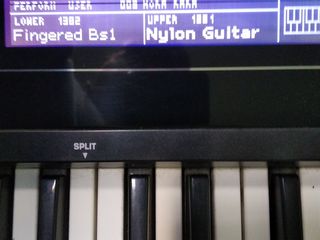 Синтезатор Roland GW-8 в хорошем состоянии foto 2