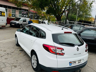 Renault Megane foto 2