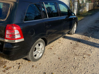 Opel Zafira foto 5