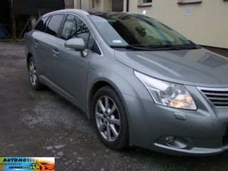 Toyota Avensis T27 foto 5