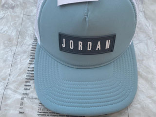Оригинал! Распродажа! Модная Женская бейсболка кепка Air Jordan от Nike! Цвет очень красивый!