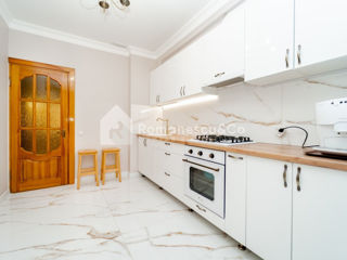 Apartament cu 3 camere, 78 m², Centru, Chișinău foto 6