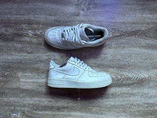 Nike Air Force 1 Triple White