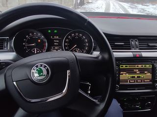 Skoda Superb foto 6