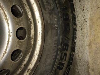 Vind 4 scaturi rosava M+S 195/65 R15 foto 5