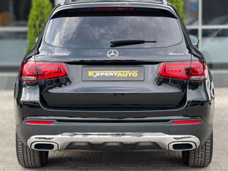 Mercedes GLC foto 5