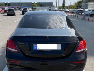 Mercedes E-Class foto 2