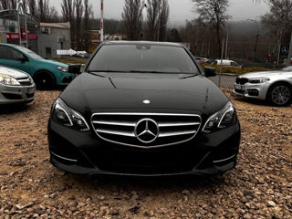 Mercedes E-Class foto 2