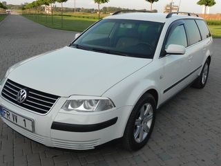 Volkswagen Passat foto 3