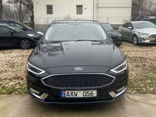 Ford Fusion foto 2