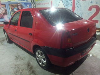 Dacia Logan foto 3