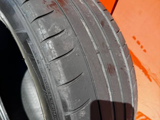 Продам 2 ската goodyear и 2 ската dunlop 235/55/19 лето