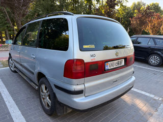 Volkswagen Sharan фото 1