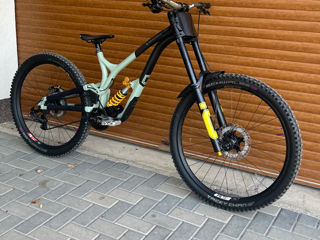 Commencal supreme v4 foto 3