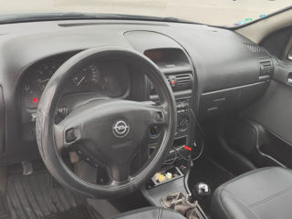 Opel Astra foto 2