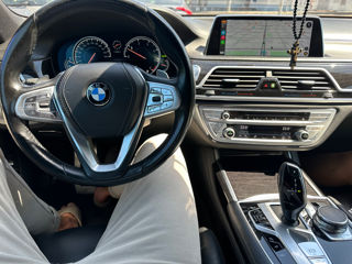 BMW 7 Series foto 7