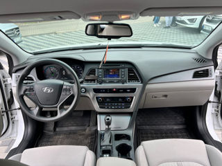 Hyundai Sonata foto 8