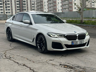 BMW 5 Series foto 6