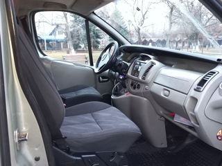 Opel Vivaro foto 8