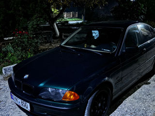 BMW 3 Series foto 8