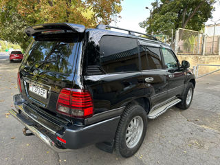 Toyota Land Cruiser foto 3