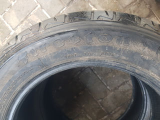 Vind 2 anvelope r17 215 60 Firestone foto 2