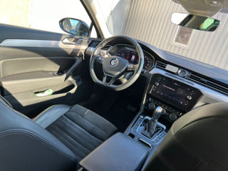 Volkswagen Passat foto 6