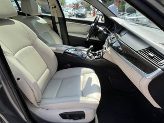 BMW 5 Series foto 9