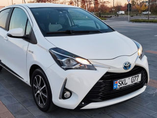 Toyota Yaris foto 2