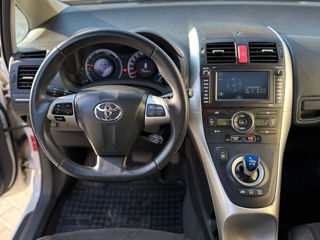 Toyota Auris foto 8