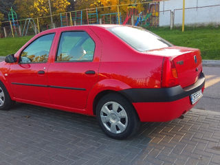 Dacia Logan foto 3