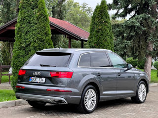 Audi Q7 foto 13