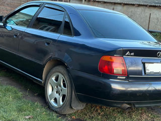 Audi A4 foto 3