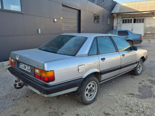 Audi 100 foto 5