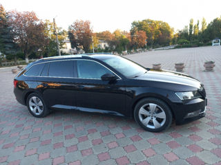 Skoda Superb foto 4