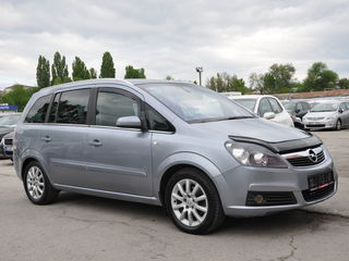 Opel Zafira foto 3