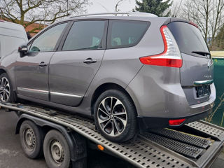 Renault Grand Scenic foto 2