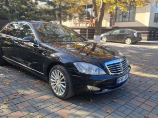 Mercedes S-Class