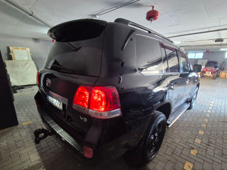 Toyota Land Cruiser, 2010