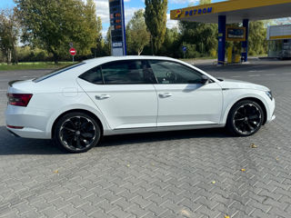 Skoda Superb foto 6