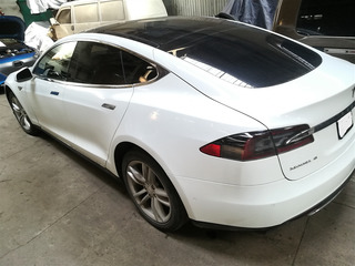 Tesla Model S foto 8