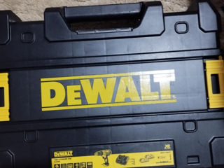 Dewalt,Nou, produs in Anglia foto 3