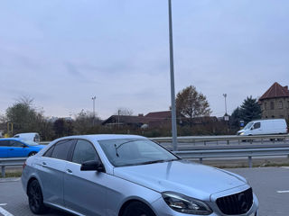 Mercedes E-Class foto 2