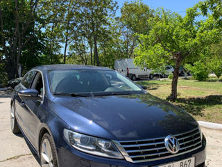 Volkswagen Passat CC foto 1