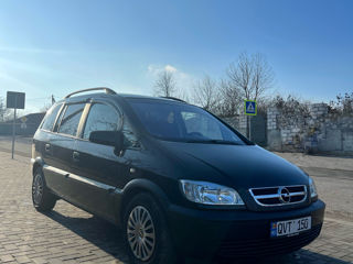 Opel Zafira foto 4