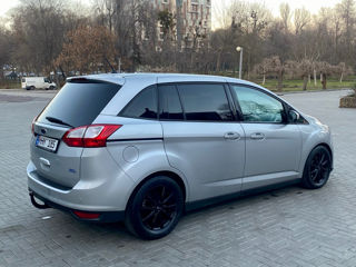 Ford Grand C-MAX foto 4