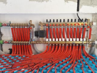 Instalarea sistemelor de încălzire, apeduct, canalizare. foto 4