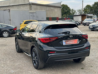 Infiniti Q30 foto 6